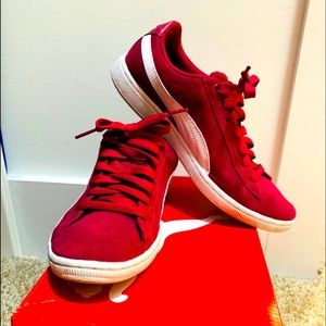 Puma Vikky Suede soft foam low sneakers